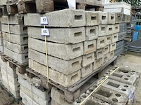 75 betonblokken