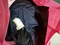 75-tal topjes en t-shirts - afbeelding 5 van  6