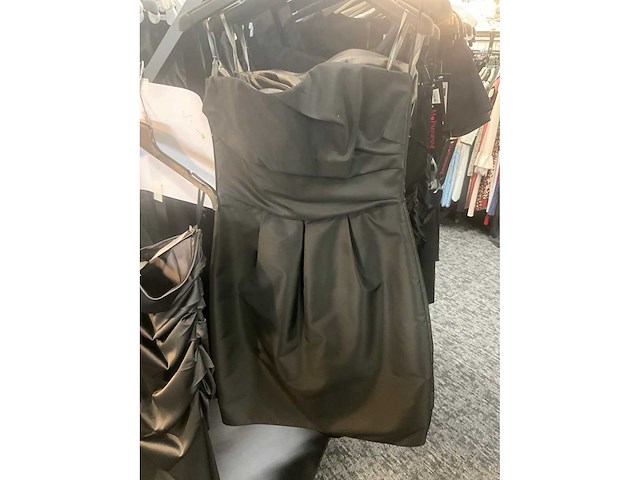 76 m parisienne diverse cocktailjurken (totaalprijs) - afbeelding 14 van  38