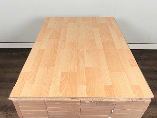77 m2 laminaat plank - 1383 x 193 x 7 mm - afbeelding 2 van  2