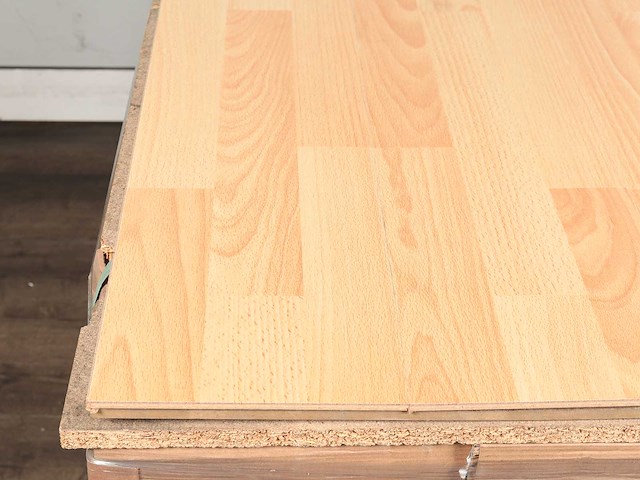 77 m2 laminaat plank - 1383 x 193 x 7 mm - afbeelding 2 van  2