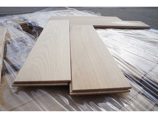 77,76 m² massief eiken visgraat - afbeelding 3 van  6