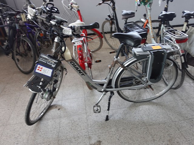 7x diverse damesfiets - afbeelding 6 van  10