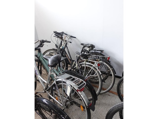7x diverse damesfiets - afbeelding 7 van  8