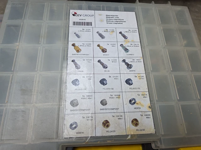 (7x) diverse sorteerkoffers nn - afbeelding 5 van  17