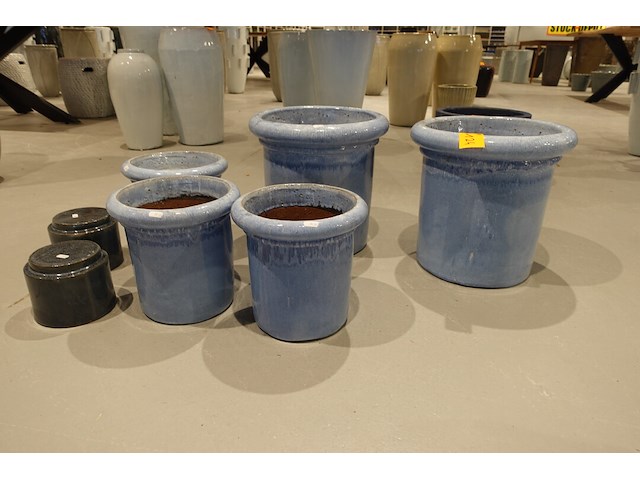 7x diverse terracotta bloempot - afbeelding 1 van  8