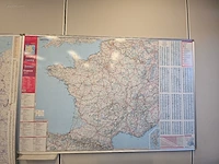 (7x) diverse wereldkaarten op whiteboard... - afbeelding 11 van  15