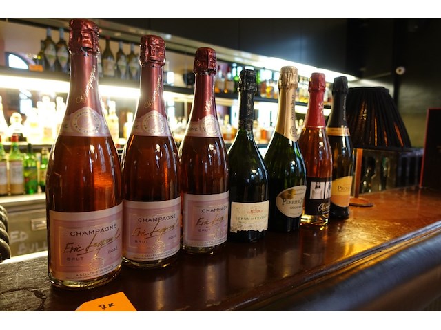 7x fles diverse champagnes - afbeelding 1 van  3