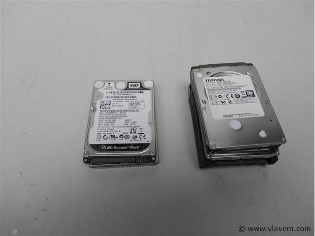 7x hd 2x250/5x320gb niet getest - afbeelding 1 van  1