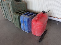 7x jerrycan - afbeelding 3 van  4