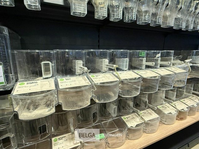 7x kunststof dispensers met schep voor levensmiddelen - afbeelding 1 van  5