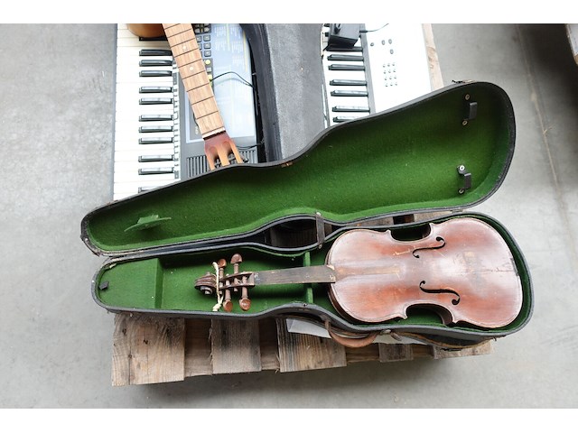 7x muziekinstrument - afbeelding 8 van  17