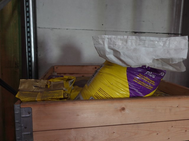 7x pallet diverse bouwstoffen - afbeelding 7 van  7