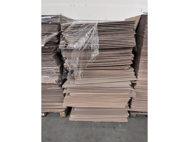 7x pallet diverse kartonnen dozen - afbeelding 8 van  12