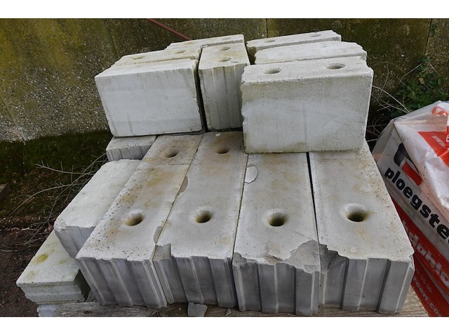 7x pallet diverse stenen - afbeelding 2 van  5