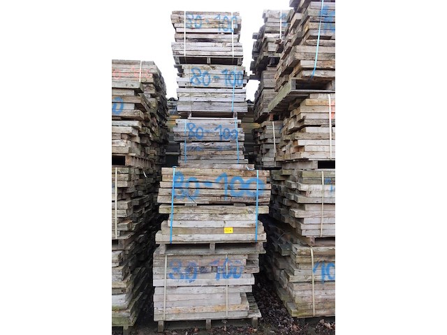 7x pallet hout - afbeelding 1 van  4