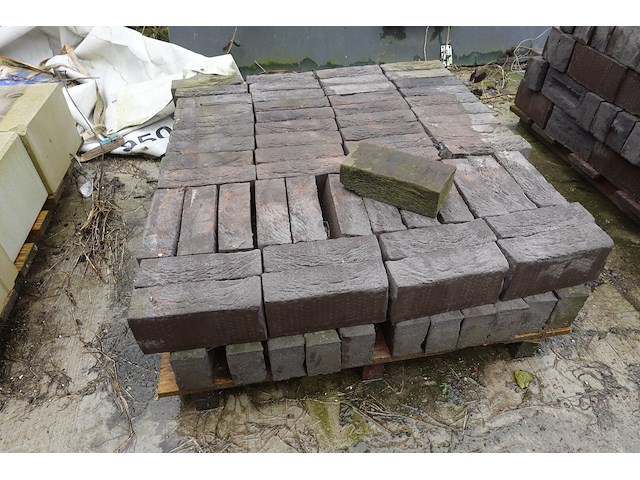 7x pallet rest gevelstenen - afbeelding 2 van  17