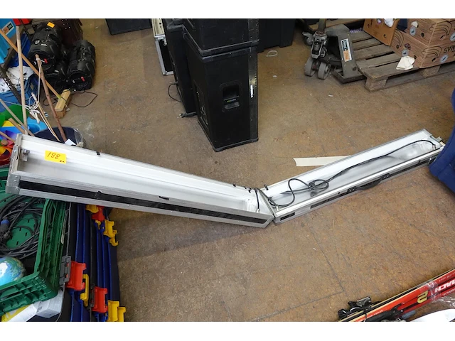 7x tl verlichting in flighcase - afbeelding 1 van  4