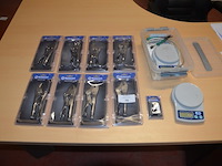 8 afknijptangen mastercool nieuw, mini buizen snijder nieuw, 2 digitale weegschalen (b423) - afbeelding 1 van  7