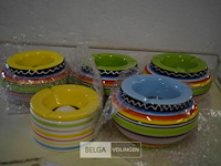 8 asbakken - afbeelding 1 van  3