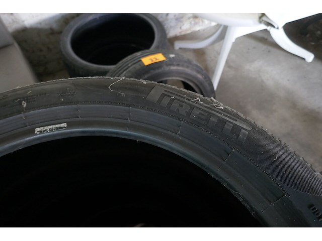 8 banden michelin en pirelli - afbeelding 6 van  6