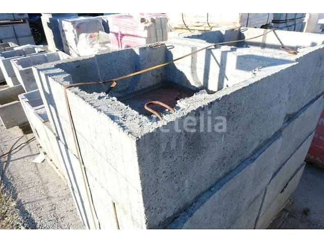 8 betonnen inspectiekamers 72x72x30 - afbeelding 3 van  4