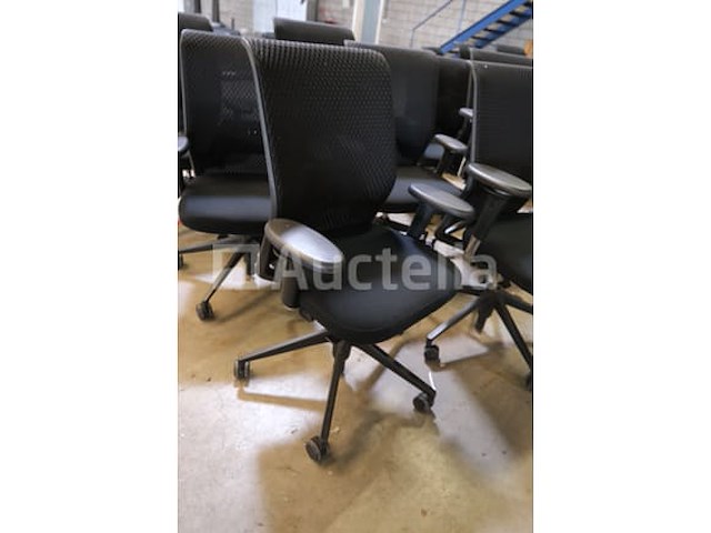 8 bijpassende bureaustoelen - afbeelding 4 van  5