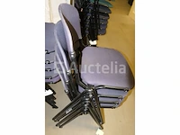 8 bijpassende stoelen - afbeelding 5 van  5