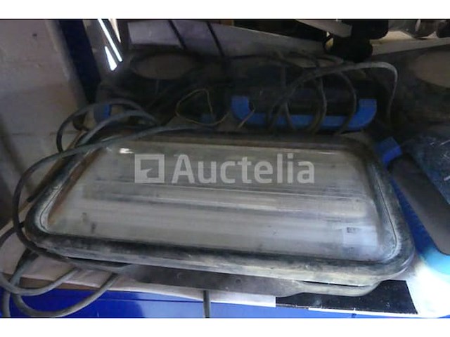 8 bouwplaatslampen en spotlights - afbeelding 2 van  9