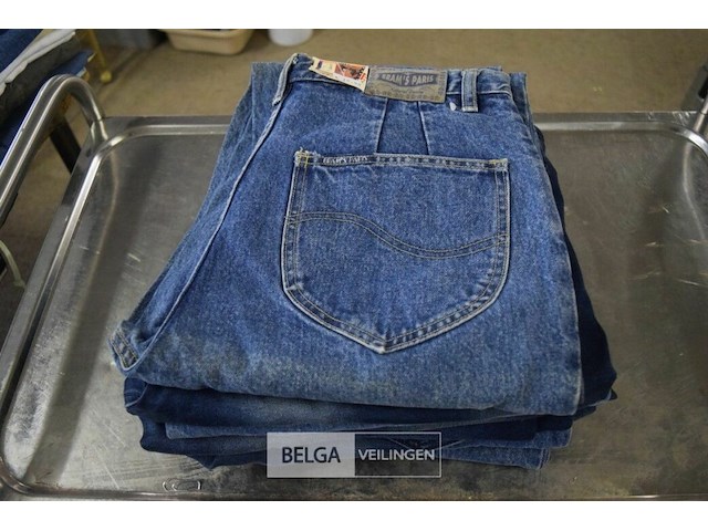 8 broeken div maten - afbeelding 1 van  3