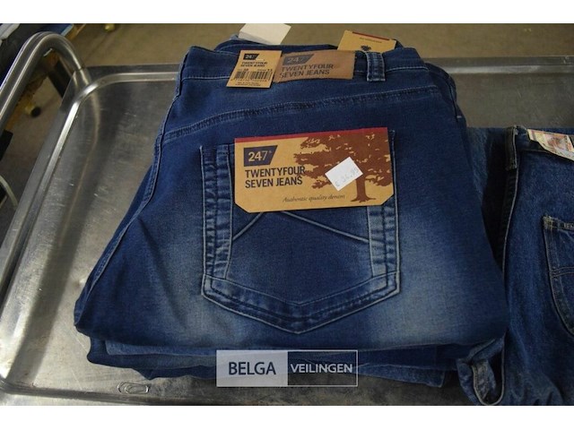 8 broeken div maten - afbeelding 2 van  3