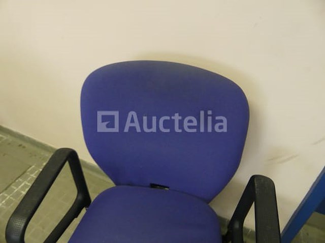 8 bureaustoelen op wielen - afbeelding 3 van  5