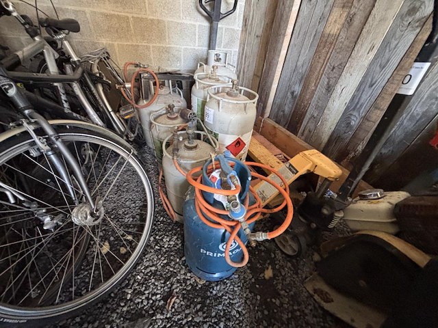 8 div gasflessen en branders - afbeelding 1 van  4