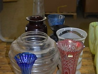 8 div glazen vazen - afbeelding 1 van  4