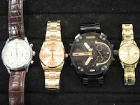 8 div horloges w.o. dutti, zadig & voltaire, diesel, guess, skagen enz - afbeelding 2 van  4