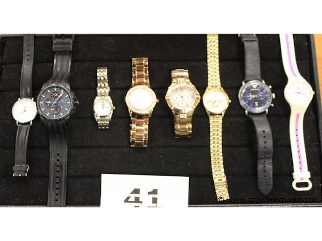 8 div horloges w.o. seiko, cluse, esprit, armani enz - afbeelding 1 van  4