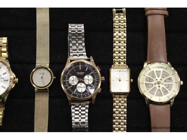 8 div horloges w.o. timex, edward, sekondo, rosefield, hilfiger enz - afbeelding 3 van  4