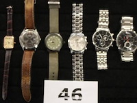 8 div horloges - afbeelding 1 van  4