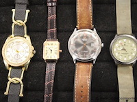 8 div horloges - afbeelding 2 van  4