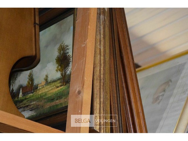 8 div schilderijen + tekening - afbeelding 3 van  3