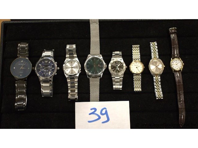8 diverse horloges wo empario; van heusden, pontiac, hilfinger, edward lynn - afbeelding 1 van  4