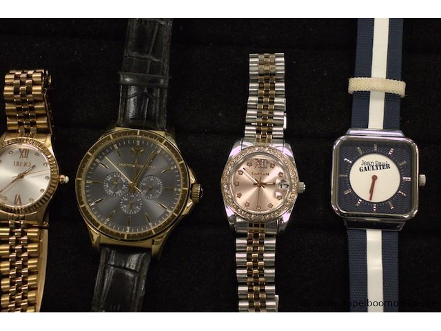 8 diverse horloges wo festina, liu-jo, jp gaultier - afbeelding 3 van  4