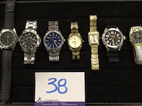 8 diverse horloges wo foddil, curren, q&q, marea, superdry enz