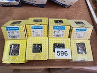 8 dozen dakplaatschroeven