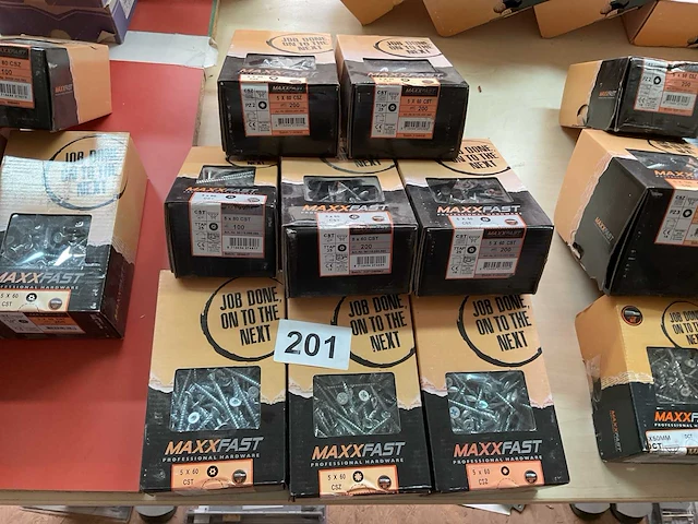 8 dozen hout schroeven deels inox - afbeelding 1 van  6