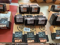 8 dozen hout schroeven deels inox