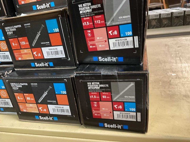 8 dozen houtschroeven en slag pluggen - afbeelding 6 van  7