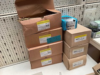 8 dozen houtschroeven - afbeelding 1 van  6
