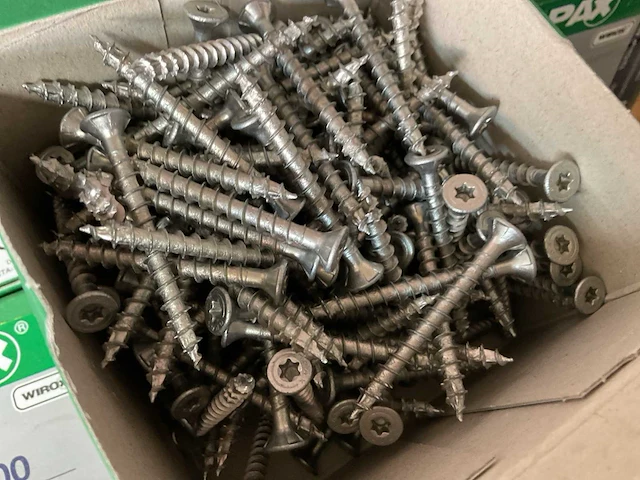 8 dozen houtschroeven - afbeelding 6 van  6
