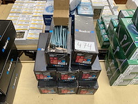 8 dozen houtschroeven - afbeelding 1 van  5